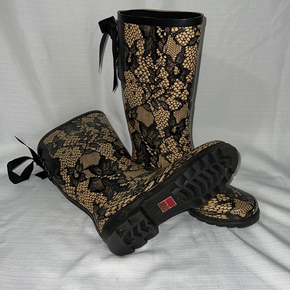 Henry Ferrera Laced Rain Boots - Picture 3 of 4